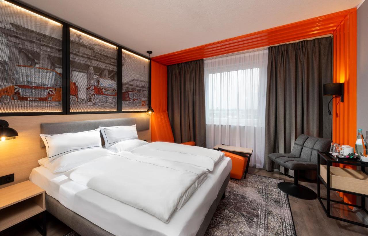 Ibis Styles Berlin Treptow Hotel Exterior foto