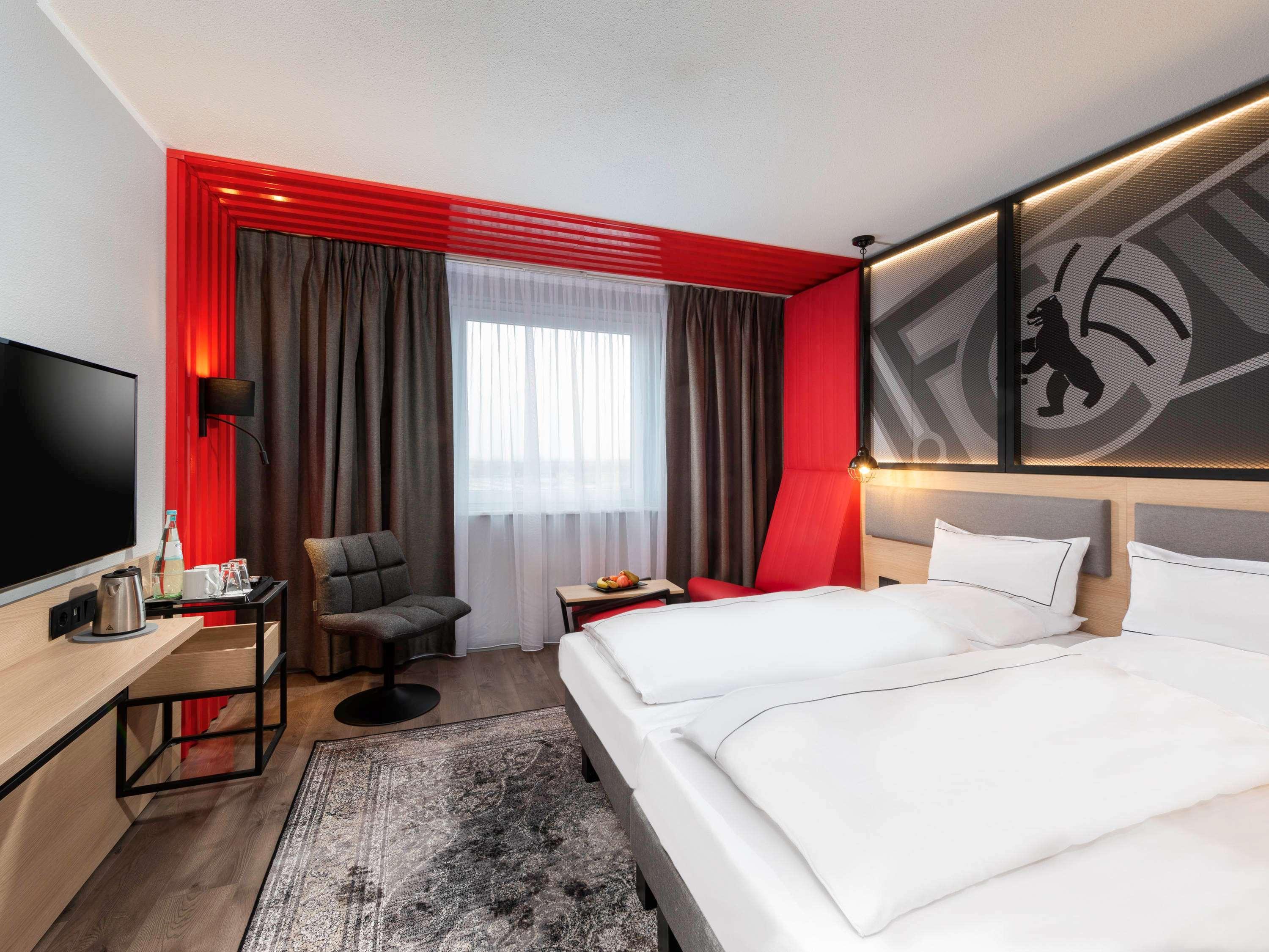 Ibis Styles Berlin Treptow Hotel Exterior foto
