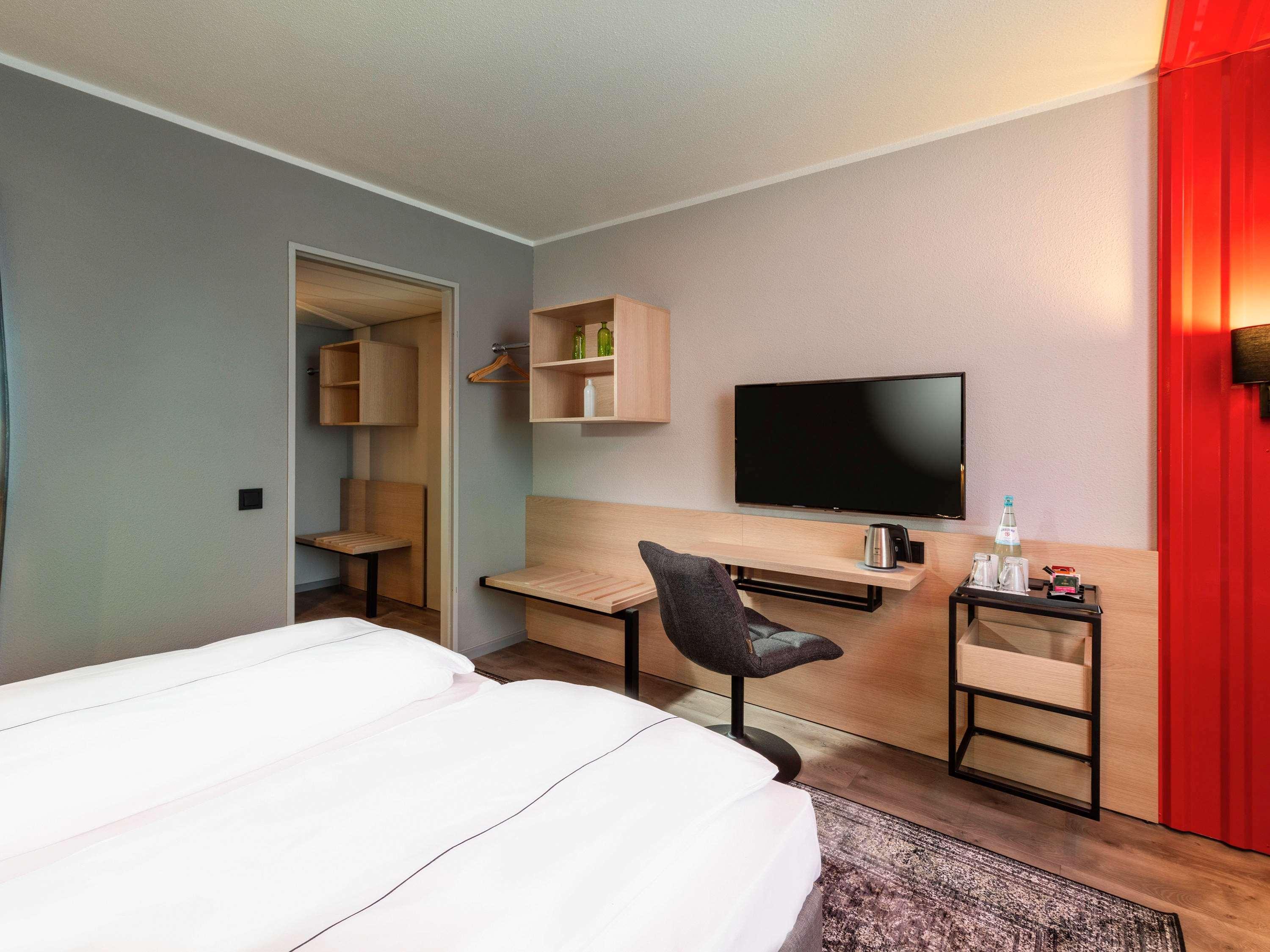 Ibis Styles Berlin Treptow Hotel Exterior foto