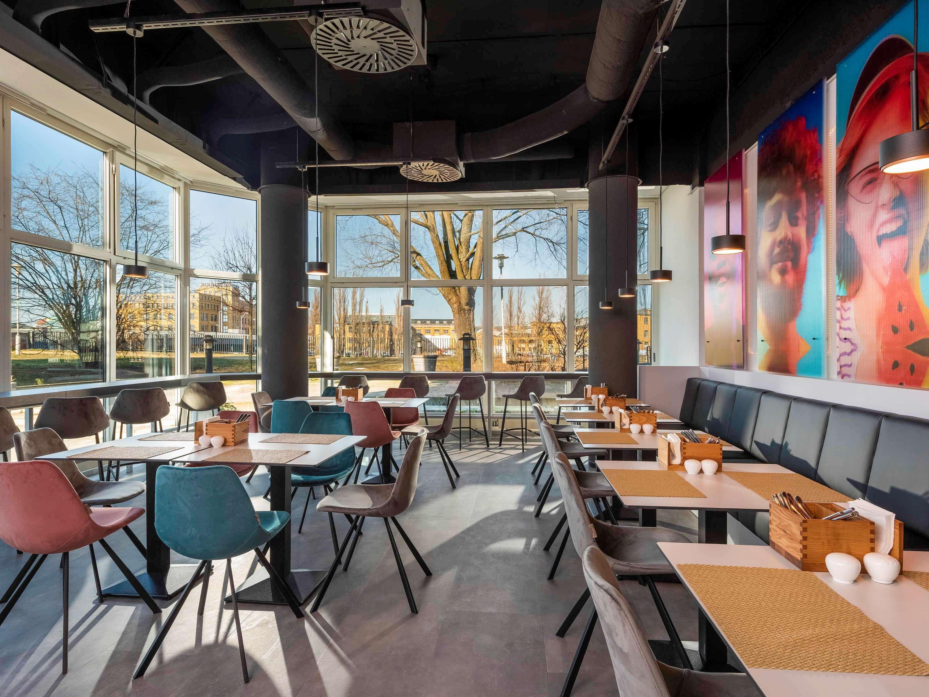 Ibis Styles Berlin Treptow Hotel Exterior foto